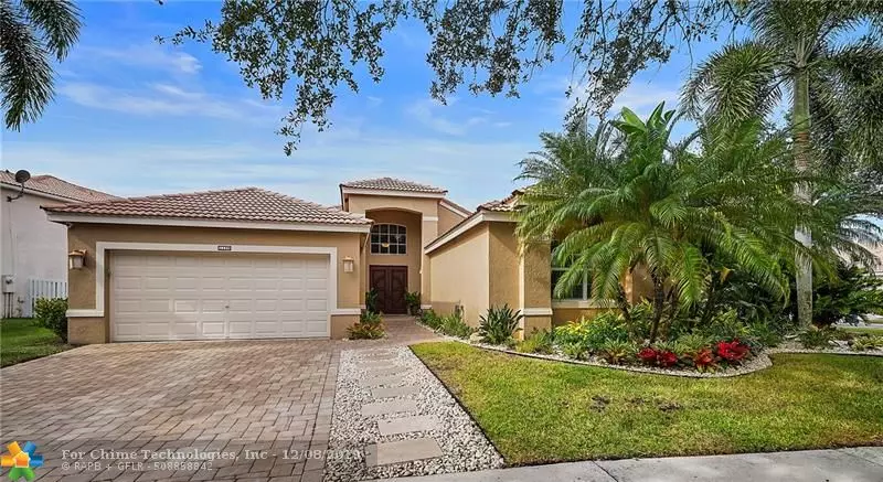 1139 Cedar Falls Dr, Weston, FL 33327