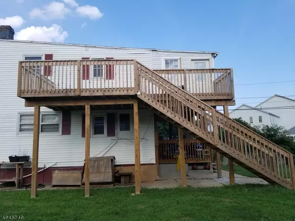 305 W CAMPLAIN RD, Manville Boro, NJ 08835