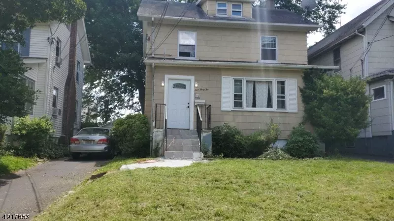 Roselle Boro, NJ 07203,442 E 3RD AVE