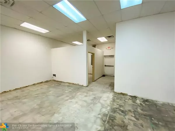 Pembroke Pines, FL 33023,6749 Pembroke Rd