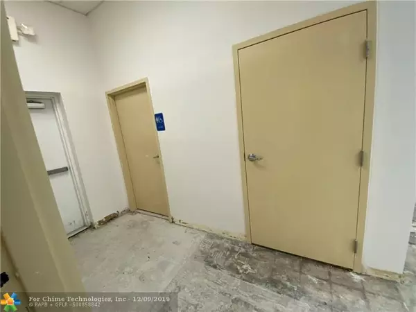 Pembroke Pines, FL 33023,6749 Pembroke Rd