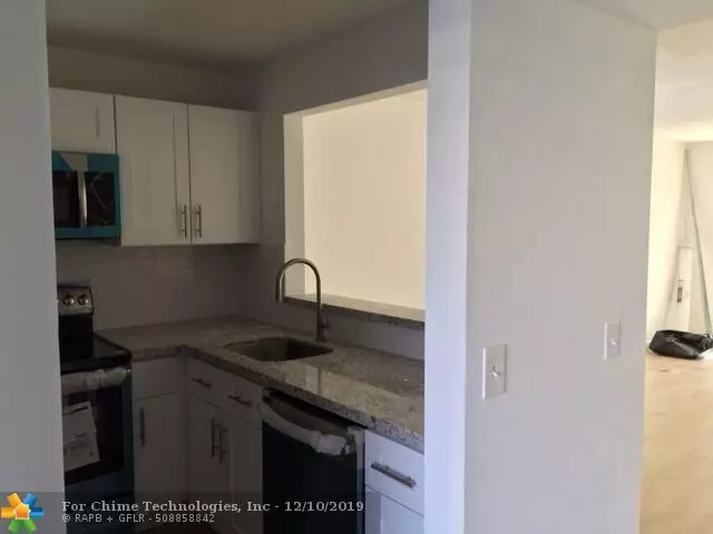 Lauderdale Lakes, FL 33313,2801 NW 47th Ter  #105B