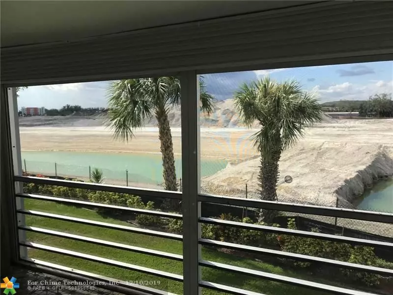 Deerfield Beach, FL 33064,4291 NW 9th Ave  #204