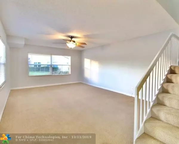 West Palm Beach, FL 33409,1908 Hartford Ct  #1908