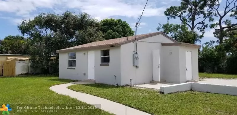 4660 N 10th Ave N, Lake Worth, FL 33463