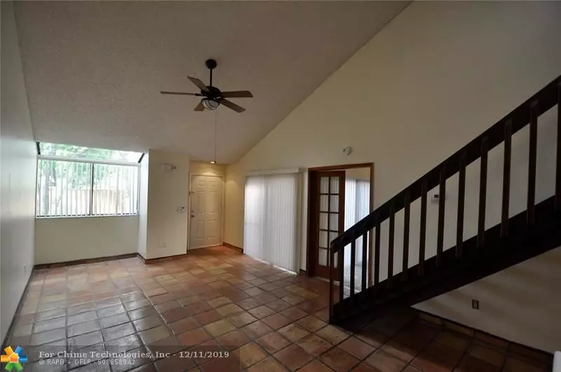 1844 Racquet Ct  #1844, North Lauderdale, FL 33068