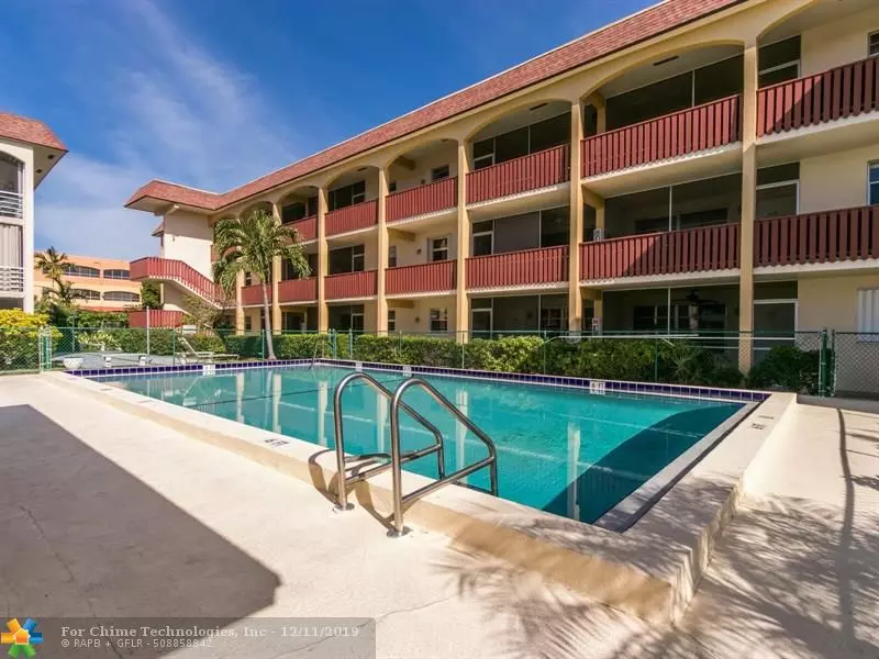 Pompano Beach, FL 33060,651 Pine Dr  #102