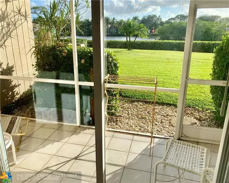 Tequesta, FL 33469,9160 SE Riverfront Te  #J