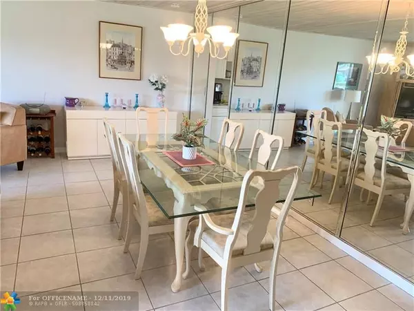 Tequesta, FL 33469,9160 SE Riverfront Te  #J