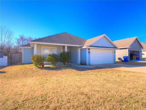 1131 Emily Lane, Ada, OK 74820