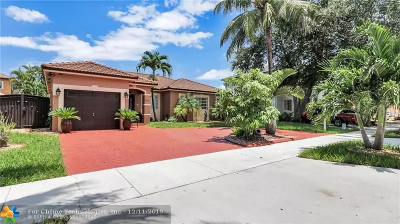 8991 NW 166th Ter, Miami Lakes, FL 33018