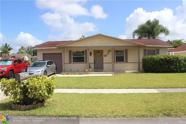 8261 SW 3rd Pl, North Lauderdale, FL 33068