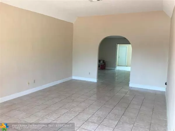 Deerfield Beach, FL 33442,3205 SW 2nd Ct