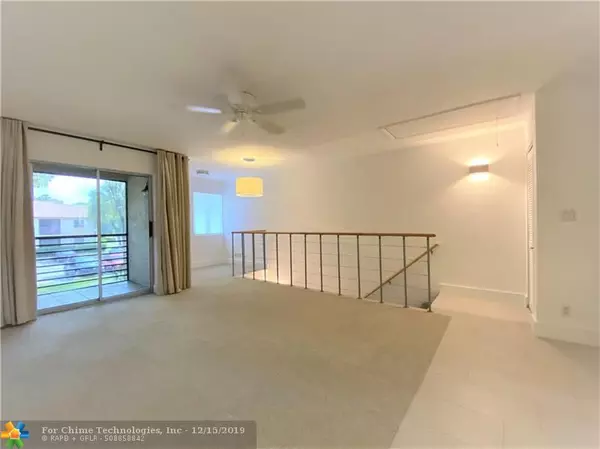 Pompano Beach, FL 33069,101 N Gardens Dr  #204