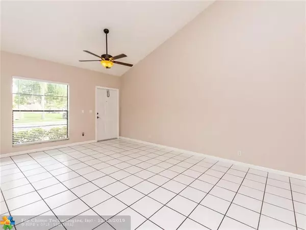 Davie, FL 33324,8143 SW 24th St  #8143