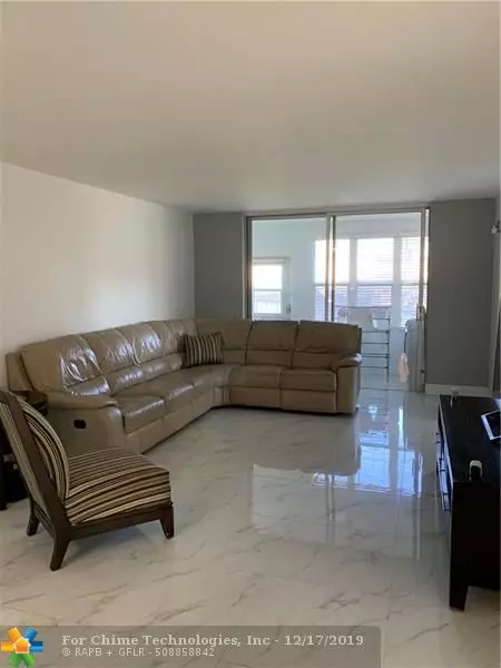 Sunrise, FL 33322,8200 sunrise lakes blvd  #112