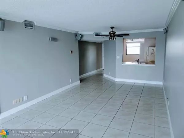 Oakland Park, FL 33309,115 Lake Emerald Dr  #309