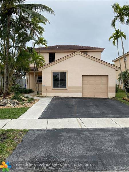 18496 NW 22nd St, Pembroke Pines, FL 33029