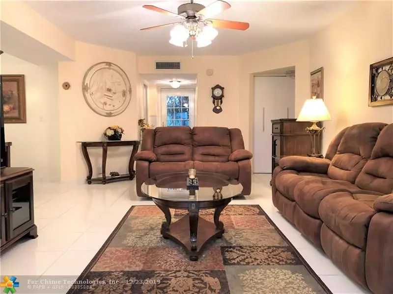 Lake Worth, FL 33467,3590 Via Poinciana  #314