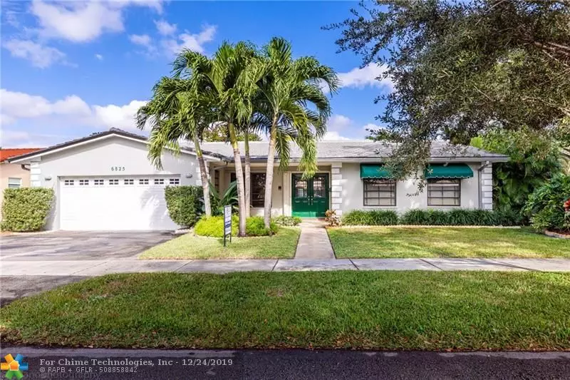 6825 Queen Palm Ter, Miami Lakes, FL 33014