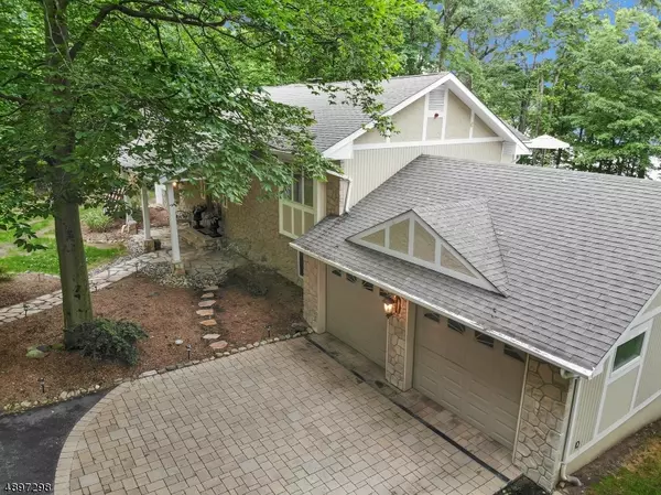 9 LENAPE DR, Montville Twp., NJ 07045
