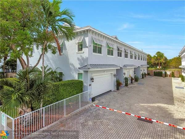 15 NE 20th Ave,  Pompano Beach,  FL 33060