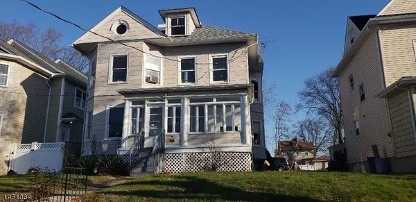 421-423 MAGIE AVE, Elizabeth City, NJ 07208
