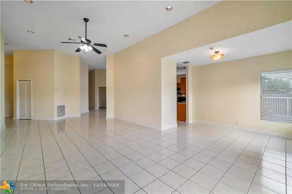 Margate, FL 33063,7765 Highlands Cir