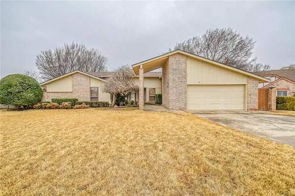 1232 Crossroads Court, Norman, OK 73072