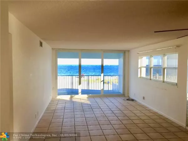 Lauderdale By The Sea, FL 33308,4636 El Mar Dr  #201
