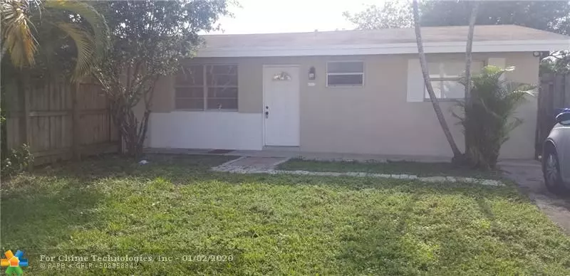 6902 SW 15th St, North Lauderdale, FL 33068