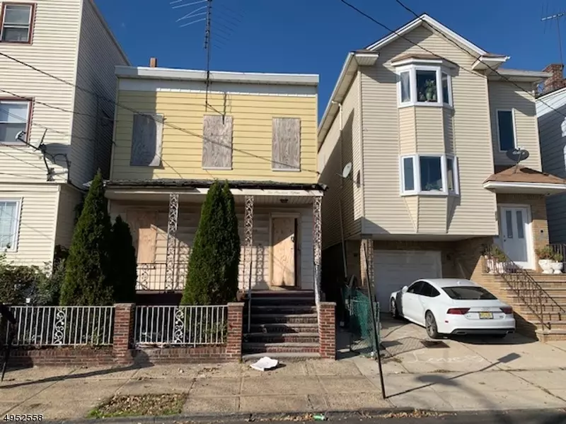 Elizabeth City, NJ 07202,215 S 7TH ST
