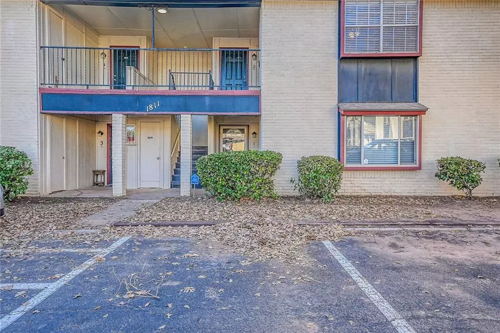 Norman, OK 73071,1811 E Lindsey Street #2