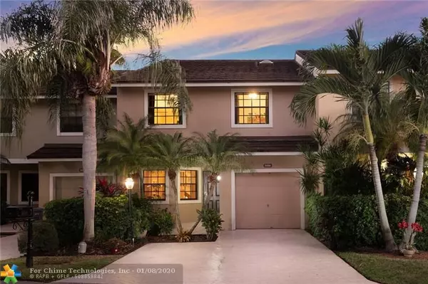 5688 Santiago Cir, Boca Raton, FL 33433