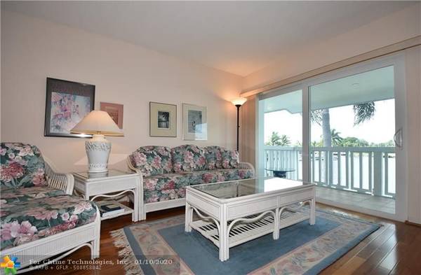 Pompano Beach, FL 33060,750 Pine Dr  #11