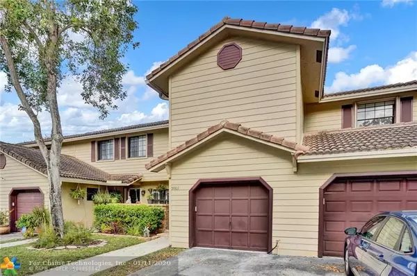 Plantation, FL 33324,9003 Vineyard Lake Dr  #9003