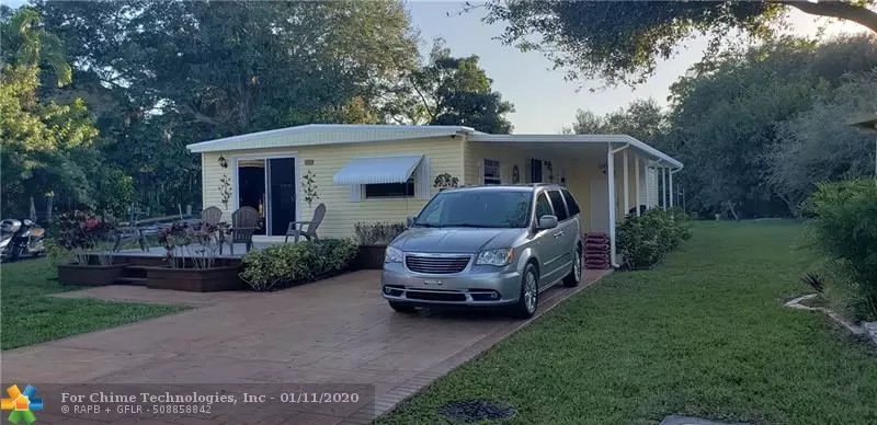 3240 SW 57th St, Dania Beach, FL 33312