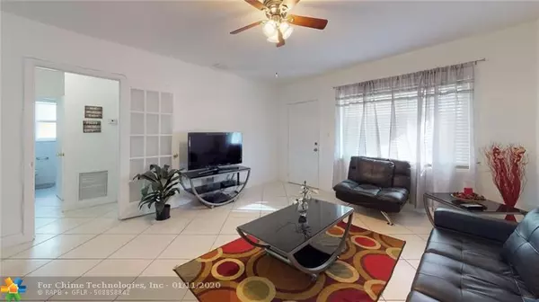 North Miami Beach, FL 33162,1159 NE 160 St