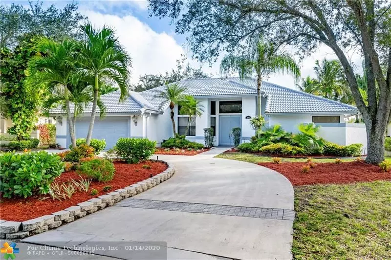 1088 Deerwood Ln, Weston, FL 33326