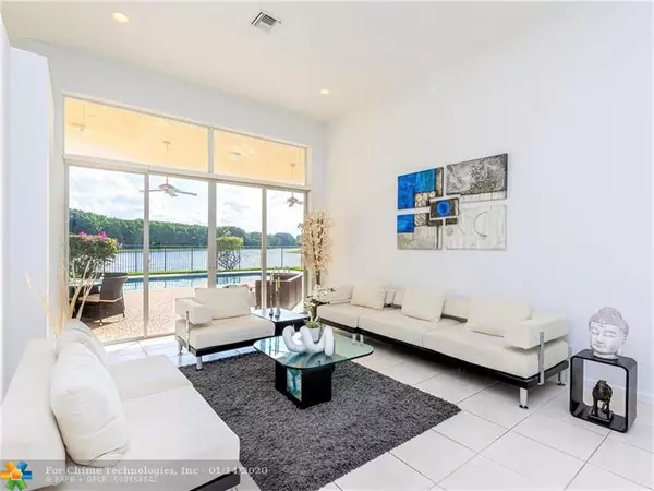 Weston, FL 33327,2532 EAGLE RUN CIR