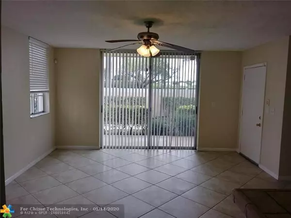 West Palm Beach, FL 33409,1727 Village Blvd  #102