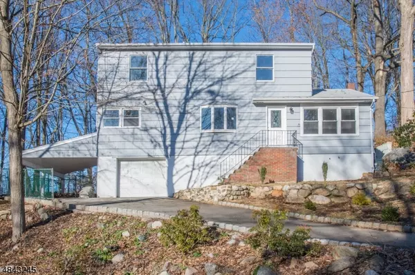 35 DEMAREST AVE, Oakland Boro, NJ 07436