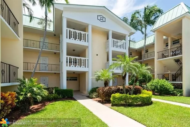 Boynton Beach, FL 33435,22 Colonial Club Dr  #204