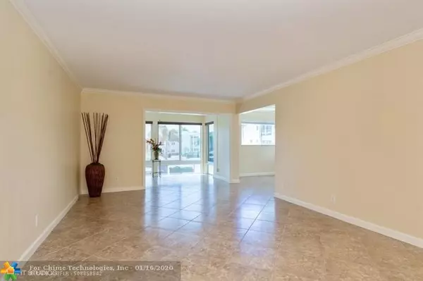 Boynton Beach, FL 33435,22 Colonial Club Dr  #204