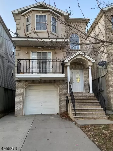 67 BUTLER ST, Elizabeth City, NJ 07206