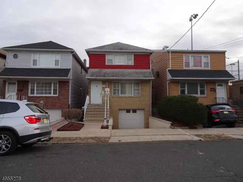 733 CLEVELAND AVE, Harrison Town, NJ 07029