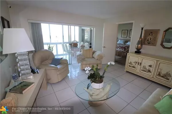 Riviera Beach, FL 33404,410 Wilma Cir  #303