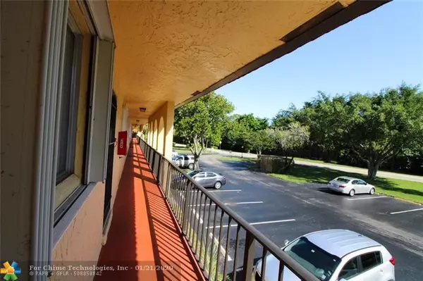 Boca Raton, FL 33486,866 SW 9th Street Cir  #201