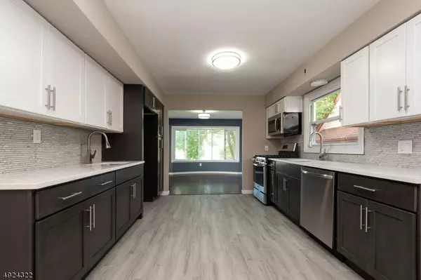 868-870 PARK AVE, Elizabeth City, NJ 07208