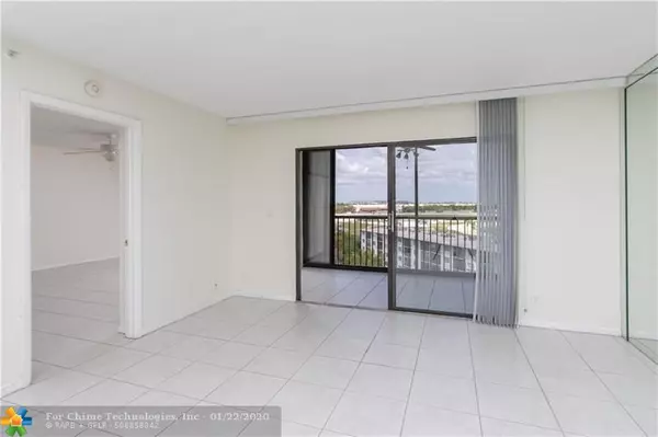 Pompano Beach, FL 33069,2217 Cypress Island Dr  #905